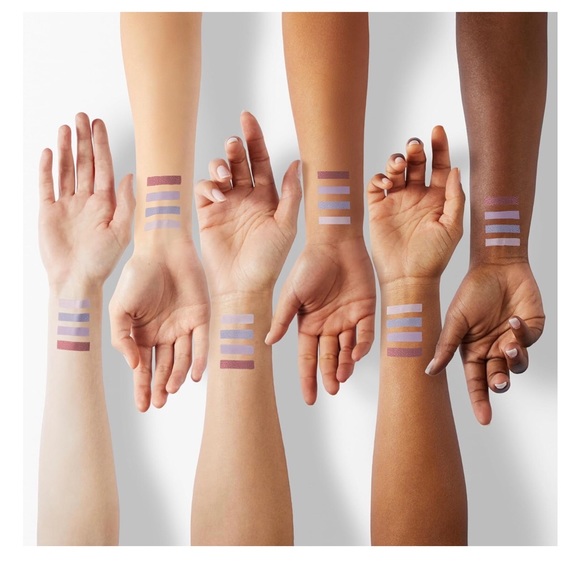 4/$20 Revlon Illuminance Long Lasting Matte & Shimmer Eyeshadow 701 Wild… - Picture 2 of 2